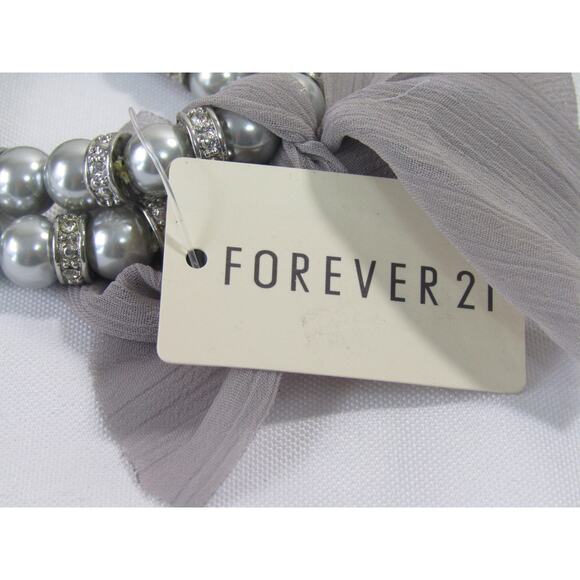 Forever 21 Gray Faux Pearl Rhinestone Station Wrist Bracelet Set 6" Whimsical - Picture 4 of 5